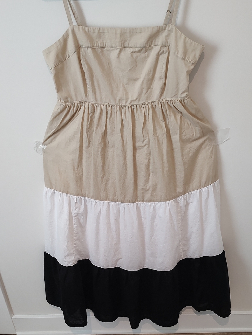 Cotton Blend Tiered Colorblock Daydress Beige, White & Black W Pockets Preppy